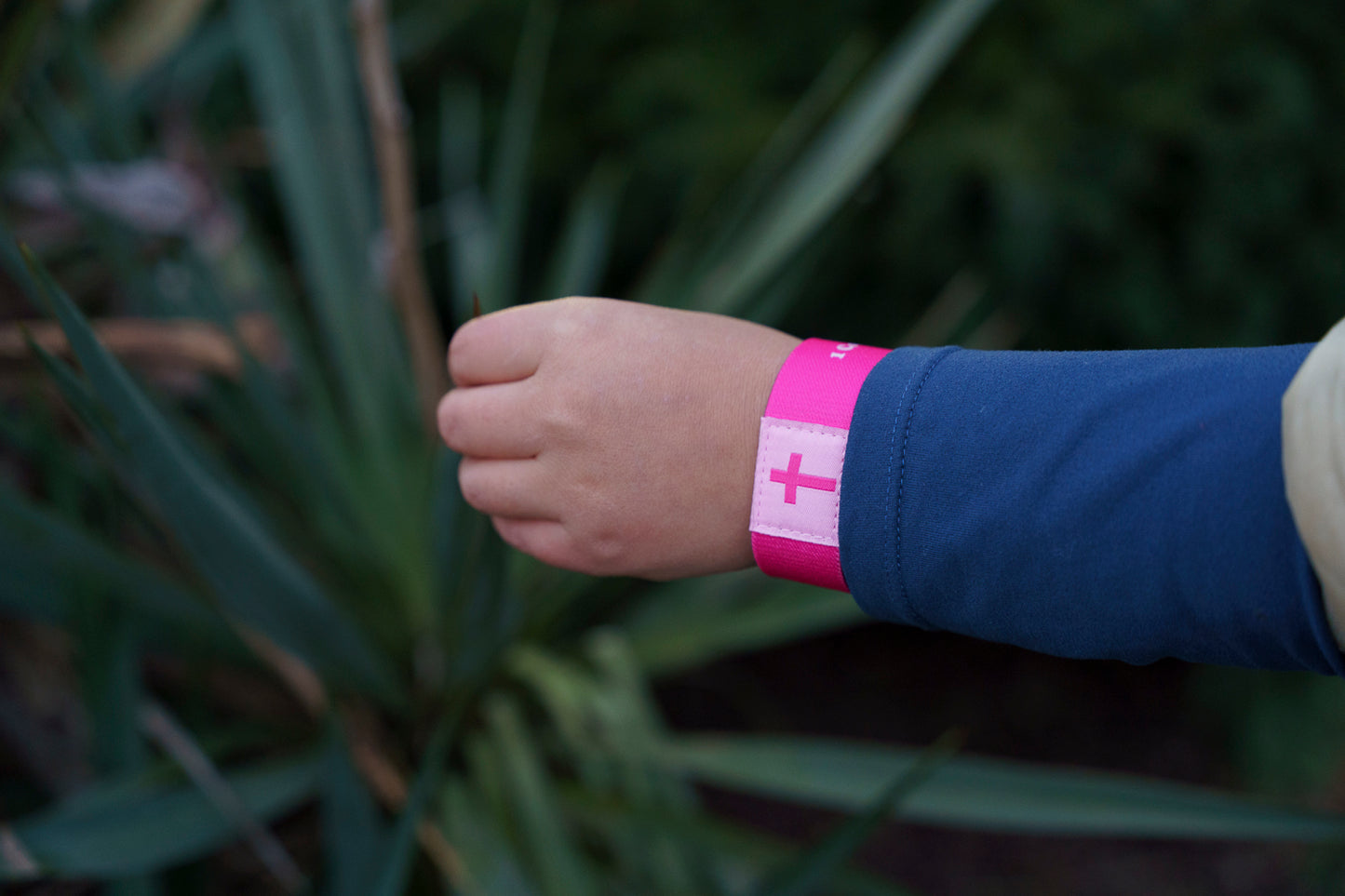 Love Never Fails. 1 Corinthians 13:8 - Christian NFC Bracelet